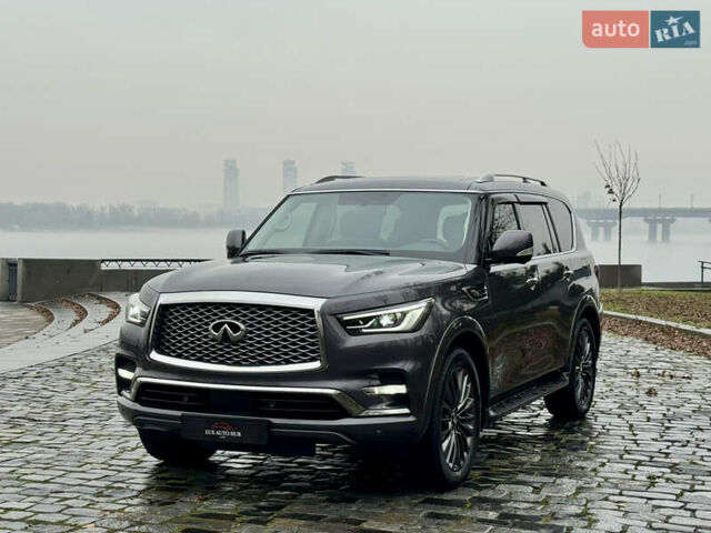 Сірий Інфініті QX80, об'ємом двигуна 5.55 л та пробігом 35 тис. км за 58999 $, фото 2 на Automoto.ua
