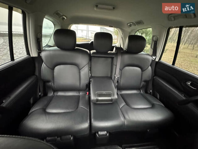 Сірий Інфініті QX80, об'ємом двигуна 5.55 л та пробігом 35 тис. км за 58999 $, фото 40 на Automoto.ua