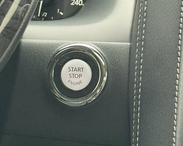 Сірий Інфініті QX80, об'ємом двигуна 5.55 л та пробігом 35 тис. км за 58999 $, фото 41 на Automoto.ua