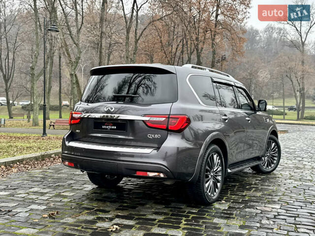 Сірий Інфініті QX80, об'ємом двигуна 5.55 л та пробігом 35 тис. км за 58999 $, фото 156 на Automoto.ua