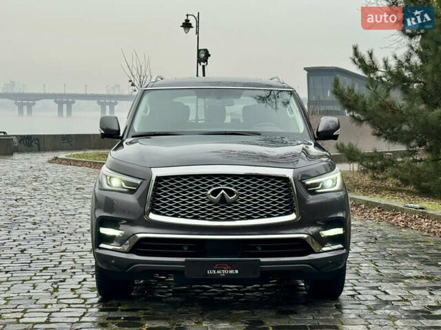 Сірий Інфініті QX80, об'ємом двигуна 5.55 л та пробігом 35 тис. км за 58999 $, фото 1 на Automoto.ua