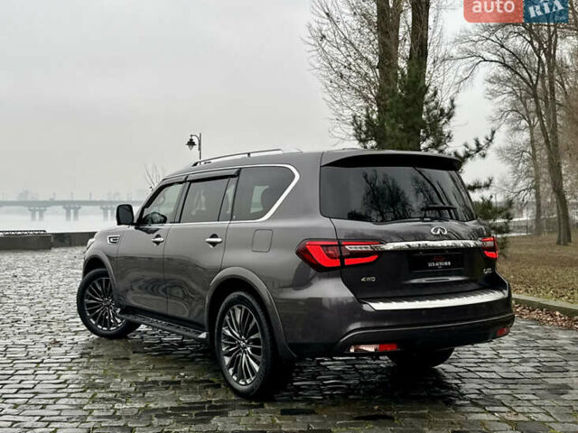 Сірий Інфініті QX80, об'ємом двигуна 5.55 л та пробігом 35 тис. км за 58999 $, фото 28 на Automoto.ua