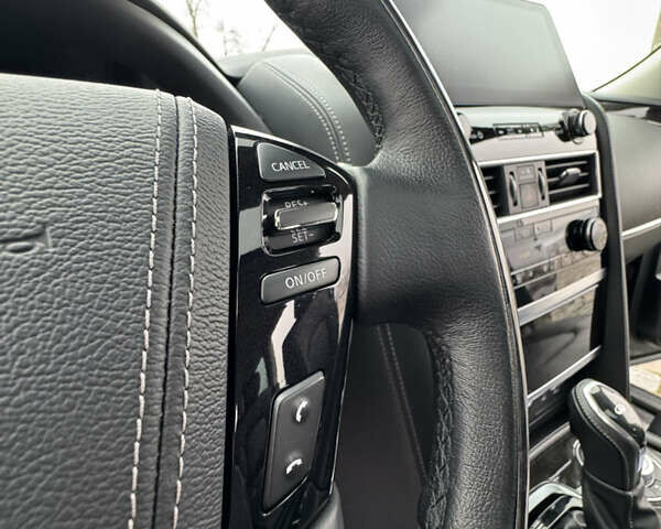 Сірий Інфініті QX80, об'ємом двигуна 5.55 л та пробігом 35 тис. км за 58999 $, фото 107 на Automoto.ua