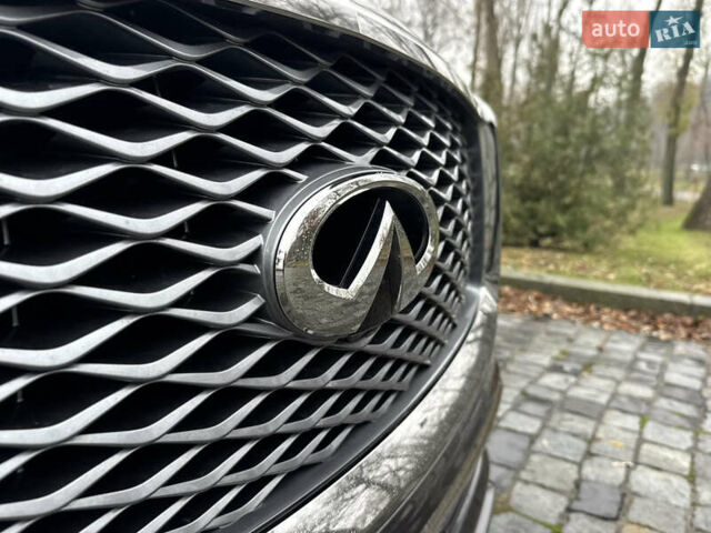Сірий Інфініті QX80, об'ємом двигуна 5.55 л та пробігом 35 тис. км за 58999 $, фото 142 на Automoto.ua