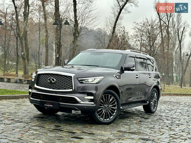 Сірий Інфініті QX80, об'ємом двигуна 5.55 л та пробігом 35 тис. км за 58999 $, фото 34 на Automoto.ua