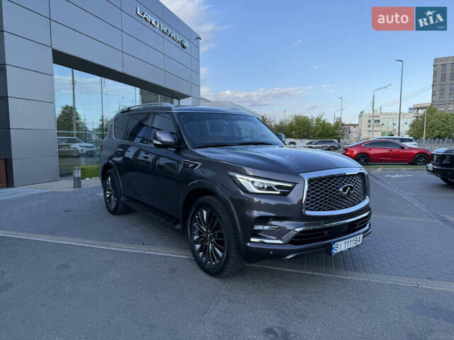 Сірий Інфініті QX80, об'ємом двигуна 5.55 л та пробігом 9 тис. км за 66900 $, фото 2 на Automoto.ua