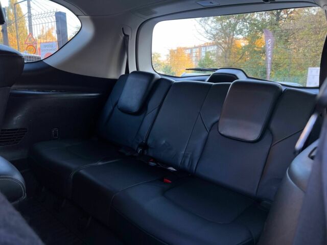 Инфинити QX80 2014 в Черновцах на Automoto.ua Синий Инфинити QX80, объемом двигателя 5.6 л и пробегом 108 тыс. км за 23900 $, фото 15 на Automoto.ua