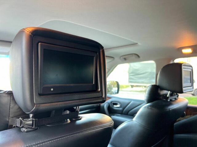 Инфинити QX80 2014 в Черновцах на Automoto.ua Синий Инфинити QX80, объемом двигателя 5.6 л и пробегом 108 тыс. км за 23900 $, фото 14 на Automoto.ua