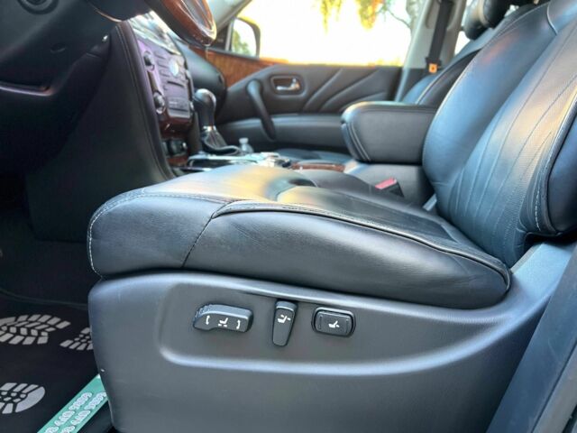 Инфинити QX80 2014 в Черновцах на Automoto.ua Синий Инфинити QX80, объемом двигателя 5.6 л и пробегом 108 тыс. км за 23900 $, фото 7 на Automoto.ua