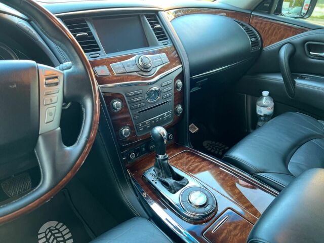 Инфинити QX80 2014 в Черновцах на Automoto.ua Синий Инфинити QX80, объемом двигателя 5.6 л и пробегом 108 тыс. км за 23900 $, фото 9 на Automoto.ua