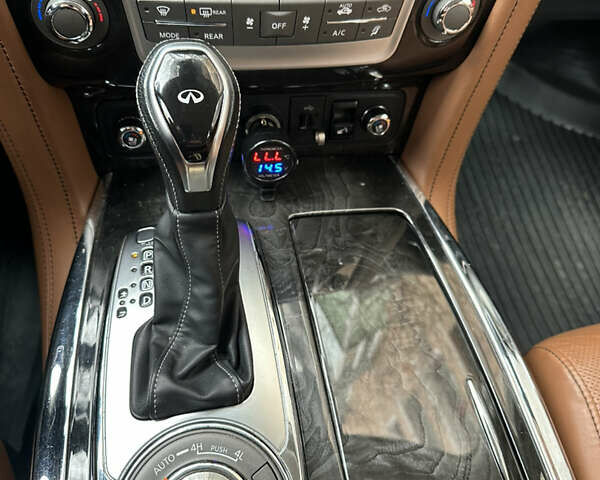 Синий Инфинити QX80, объемом двигателя 5.6 л и пробегом 105 тыс. км за 36000 $, фото 14 на Automoto.ua