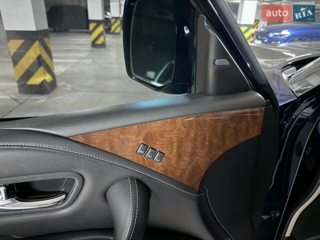 Синий Инфинити QX80, объемом двигателя 5.55 л и пробегом 50 тыс. км за 26500 $, фото 18 на Automoto.ua