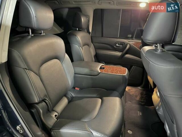 Синий Инфинити QX80, объемом двигателя 5.55 л и пробегом 50 тыс. км за 26500 $, фото 27 на Automoto.ua
