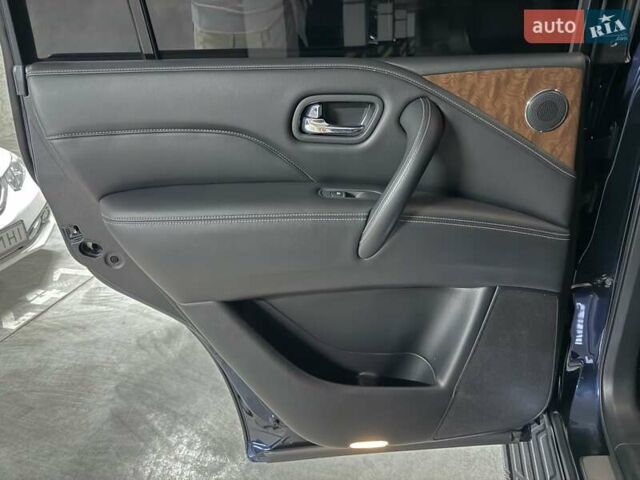 Синий Инфинити QX80, объемом двигателя 5.55 л и пробегом 50 тыс. км за 26500 $, фото 21 на Automoto.ua