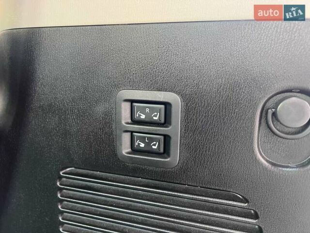 Синий Инфинити QX80, объемом двигателя 5.55 л и пробегом 56 тыс. км за 49900 $, фото 46 на Automoto.ua