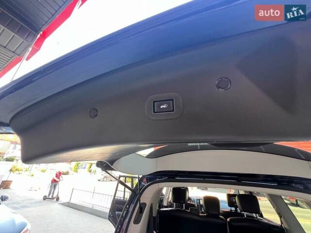 Синий Инфинити QX80, объемом двигателя 5.55 л и пробегом 56 тыс. км за 49900 $, фото 45 на Automoto.ua