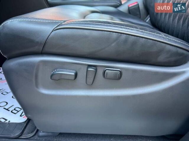 Синий Инфинити QX80, объемом двигателя 5.55 л и пробегом 56 тыс. км за 49900 $, фото 21 на Automoto.ua