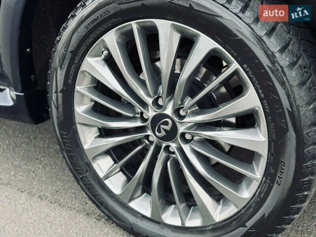 Синій Інфініті QX80, об'ємом двигуна 5.6 л та пробігом 99 тис. км за 43000 $, фото 38 на Automoto.ua