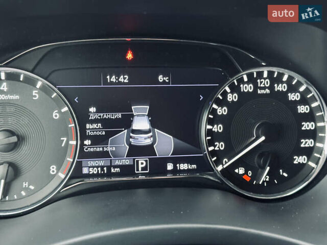 Синій Інфініті QX80, об'ємом двигуна 5.6 л та пробігом 99 тис. км за 43000 $, фото 32 на Automoto.ua