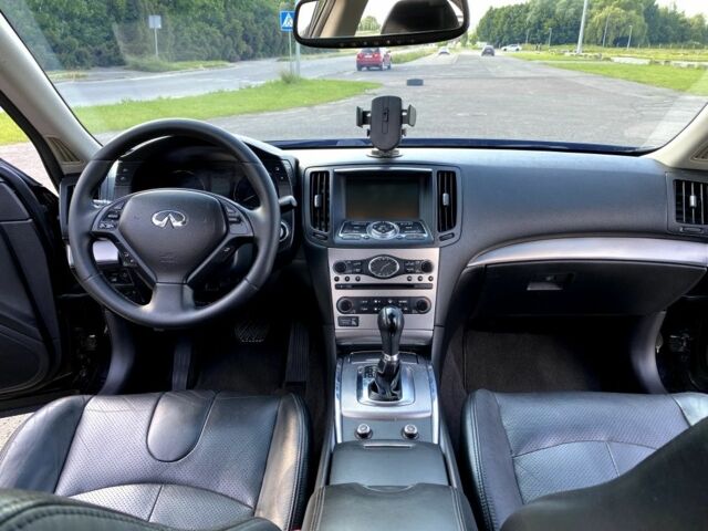 Чорний Інфініті Інша, об'ємом двигуна 3.7 л та пробігом 165 тис. км за 13300 $, фото 10 на Automoto.ua