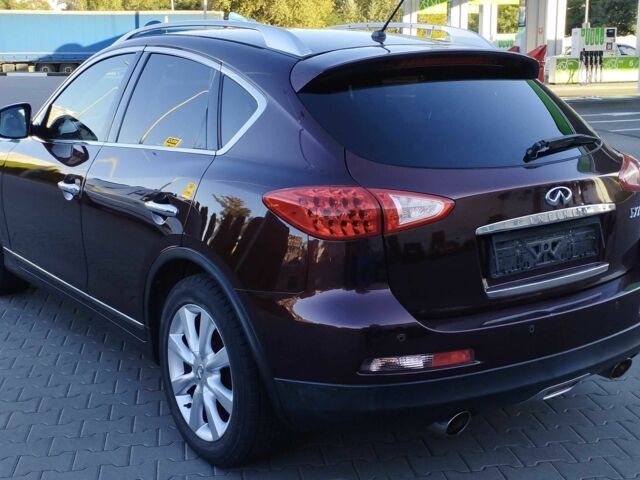 Червоний Інфініті EX 25, об'ємом двигуна 0 л та пробігом 202 тис. км за 10300 $, фото 4 на Automoto.ua