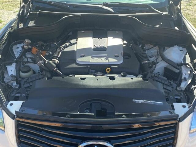 Белый Инфинити EX 35, объемом двигателя 3.5 л и пробегом 130 тыс. км за 10500 $, фото 4 на Automoto.ua