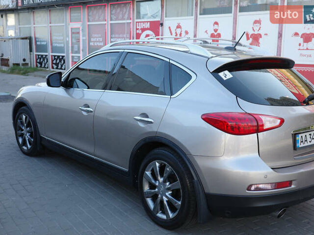 Бежевый Инфинити EX 35, объемом двигателя 3.5 л и пробегом 178 тыс. км за 9200 $, фото 2 на Automoto.ua