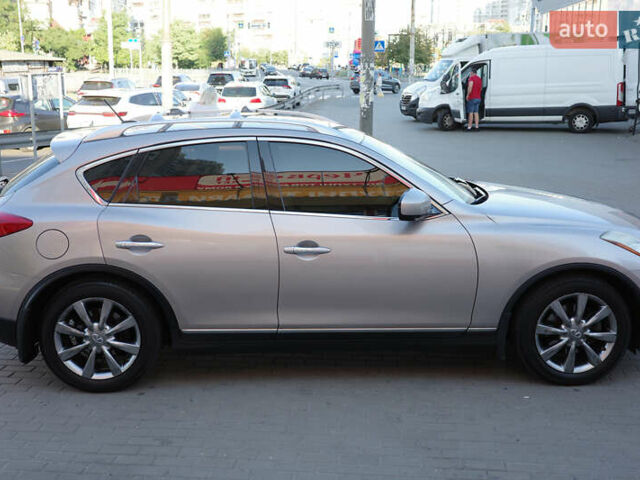 Бежевый Инфинити EX 35, объемом двигателя 3.5 л и пробегом 178 тыс. км за 9200 $, фото 4 на Automoto.ua
