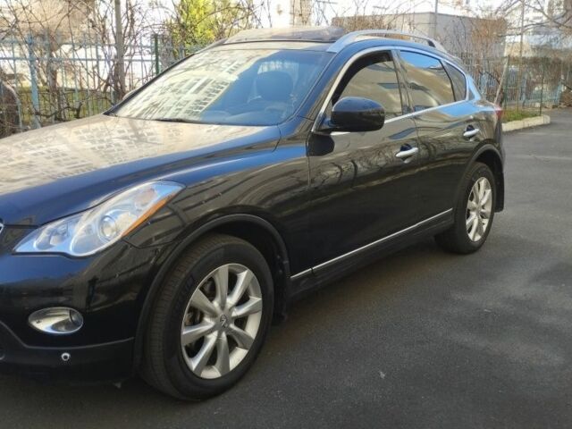 Черный Инфинити EX 35, объемом двигателя 3.5 л и пробегом 2 тыс. км за 14500 $, фото 1 на Automoto.ua