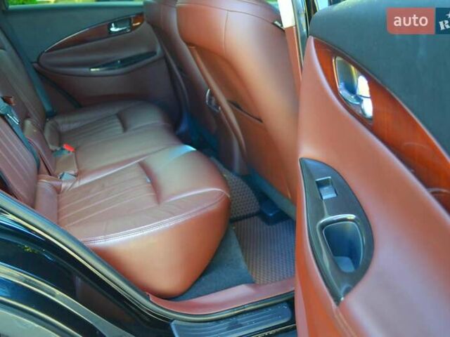 Черный Инфинити EX 35, объемом двигателя 3.5 л и пробегом 210 тыс. км за 9500 $, фото 34 на Automoto.ua