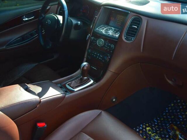 Черный Инфинити EX 35, объемом двигателя 3.5 л и пробегом 210 тыс. км за 10500 $, фото 29 на Automoto.ua