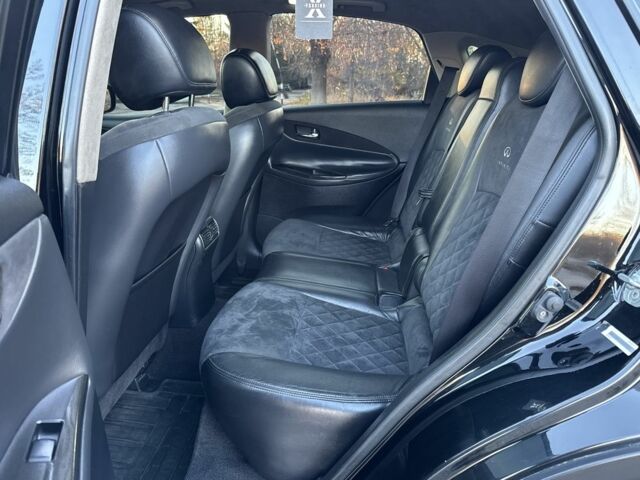 Черный Инфинити EX 35, объемом двигателя 3.5 л и пробегом 168 тыс. км за 9999 $, фото 5 на Automoto.ua