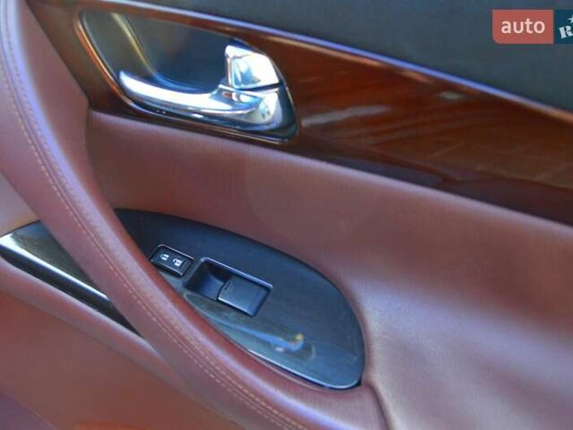 Черный Инфинити EX 35, объемом двигателя 3.5 л и пробегом 210 тыс. км за 9500 $, фото 30 на Automoto.ua