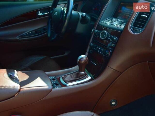 Черный Инфинити EX 35, объемом двигателя 3.5 л и пробегом 210 тыс. км за 10500 $, фото 32 на Automoto.ua