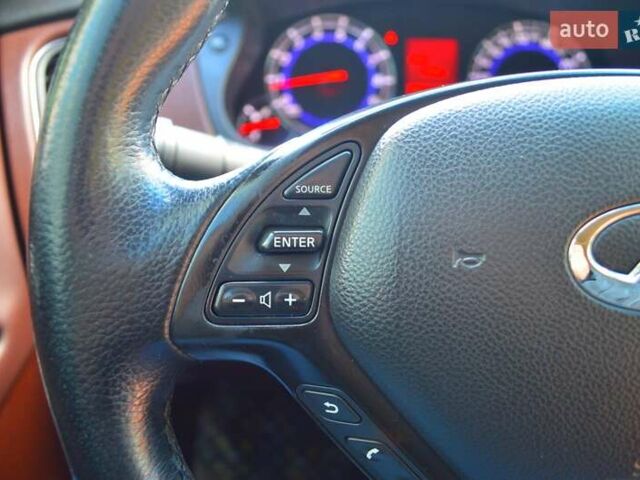 Черный Инфинити EX 35, объемом двигателя 3.5 л и пробегом 210 тыс. км за 10500 $, фото 20 на Automoto.ua