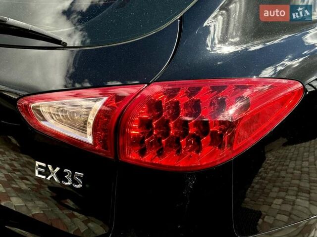 Черный Инфинити EX 35, объемом двигателя 3.5 л и пробегом 235 тыс. км за 10500 $, фото 48 на Automoto.ua