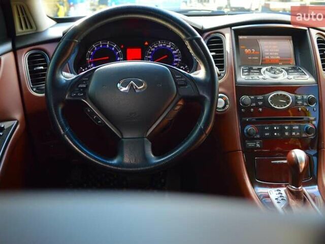 Черный Инфинити EX 35, объемом двигателя 3.5 л и пробегом 210 тыс. км за 9500 $, фото 26 на Automoto.ua
