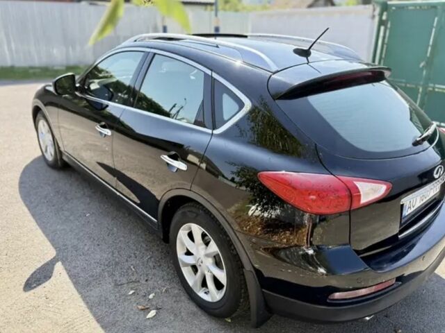 Чорний Інфініті EX 35, об'ємом двигуна 3.5 л та пробігом 129 тис. км за 9000 $, фото 2 на Automoto.ua