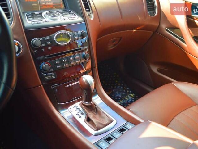 Черный Инфинити EX 35, объемом двигателя 3.5 л и пробегом 210 тыс. км за 9500 $, фото 24 на Automoto.ua