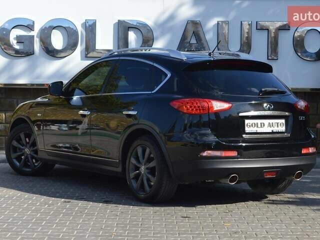 Черный Инфинити EX 35, объемом двигателя 3.5 л и пробегом 210 тыс. км за 10500 $, фото 11 на Automoto.ua