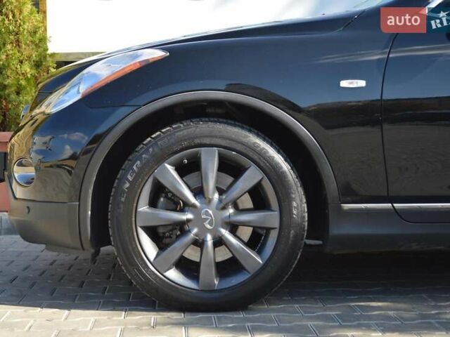 Черный Инфинити EX 35, объемом двигателя 3.5 л и пробегом 210 тыс. км за 10500 $, фото 6 на Automoto.ua
