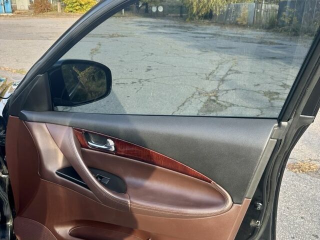 Черный Инфинити EX 35, объемом двигателя 3.5 л и пробегом 248 тыс. км за 10300 $, фото 12 на Automoto.ua