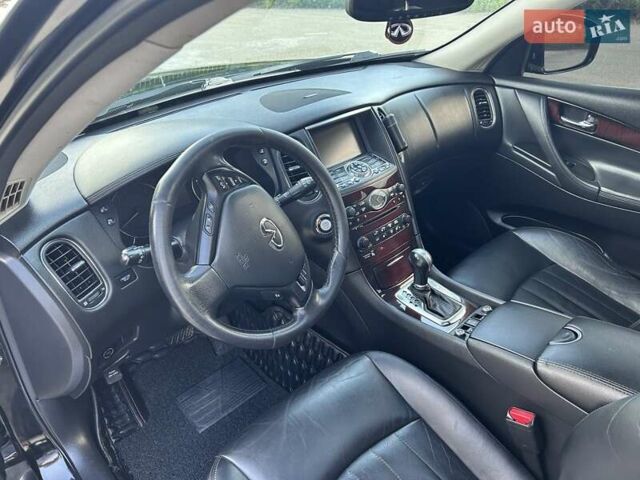 Черный Инфинити EX 35, объемом двигателя 3.5 л и пробегом 220 тыс. км за 13300 $, фото 18 на Automoto.ua