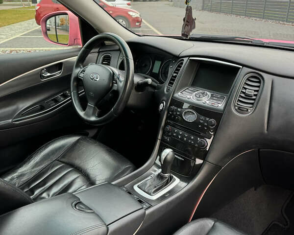 Красный Инфинити EX 35, объемом двигателя 3.5 л и пробегом 186 тыс. км за 10300 $, фото 26 на Automoto.ua