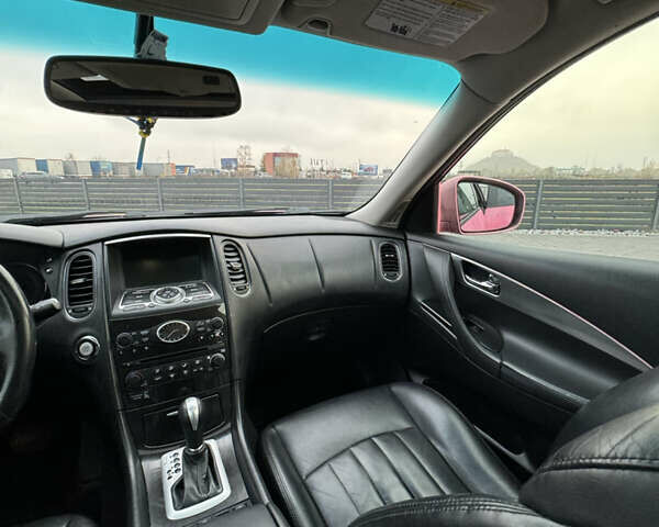 Красный Инфинити EX 35, объемом двигателя 3.5 л и пробегом 186 тыс. км за 10300 $, фото 30 на Automoto.ua