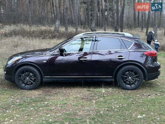 Красный Инфинити EX 35, объемом двигателя 3.5 л и пробегом 165 тыс. км за 11799 $, фото 3 на Automoto.ua