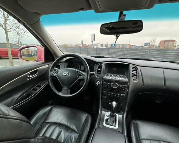 Красный Инфинити EX 35, объемом двигателя 3.5 л и пробегом 186 тыс. км за 10300 $, фото 31 на Automoto.ua