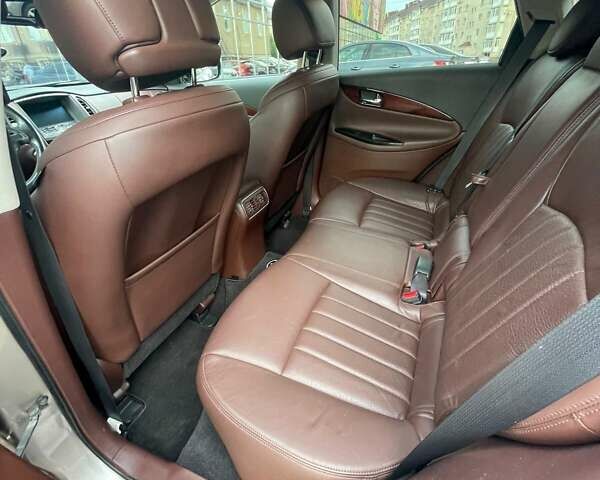 Инфинити EX 35, объемом двигателя 3.5 л и пробегом 67 тыс. км за 12000 $, фото 11 на Automoto.ua
