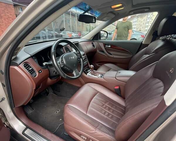 Инфинити EX 35, объемом двигателя 3.5 л и пробегом 67 тыс. км за 12000 $, фото 21 на Automoto.ua