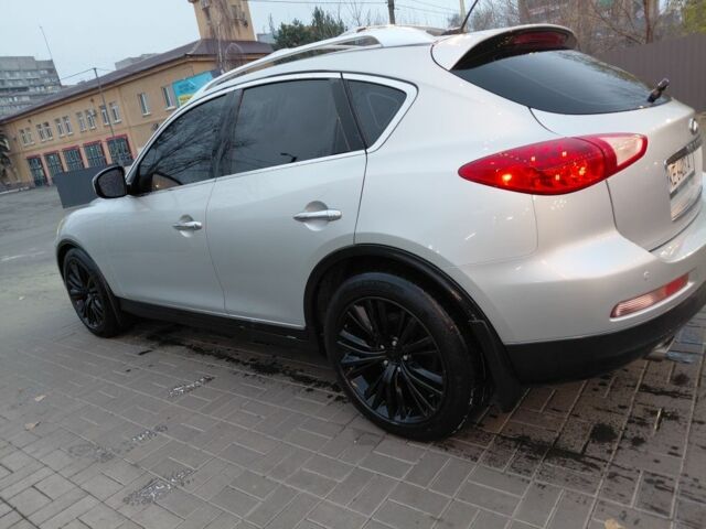 Серый Инфинити EX 35, объемом двигателя 3.5 л и пробегом 150 тыс. км за 9000 $, фото 5 на Automoto.ua